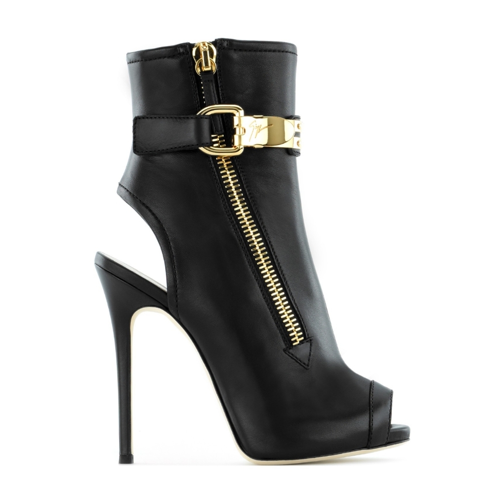 NIB Giuseppe Zanotti Roxie Boots